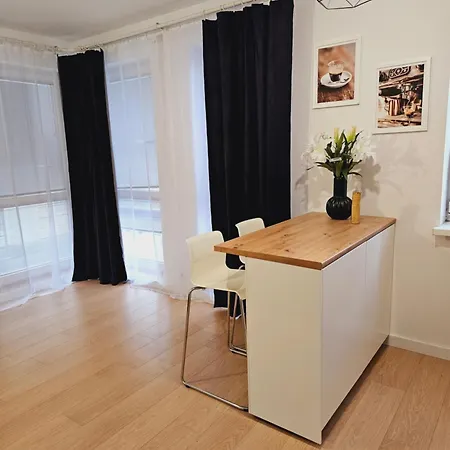 Malta & Basen ,kort Tenisowy W Cenie Apartment *